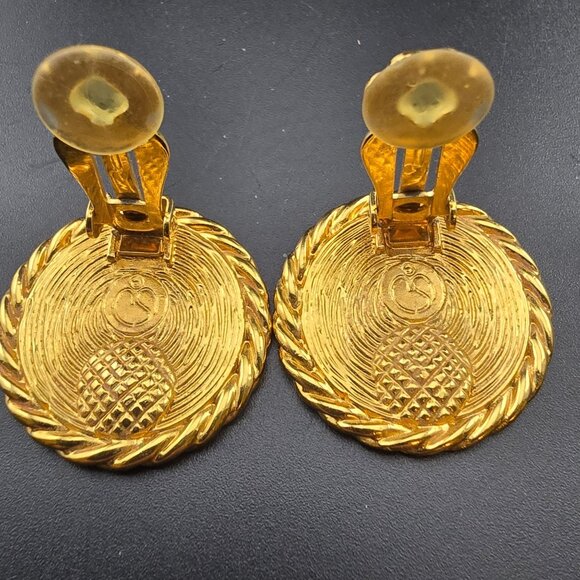 St. Johns Vintage Gold Tone Clip Earrings Coin-Like Twisted Rope Edge Elegant - Picture 7 of 10